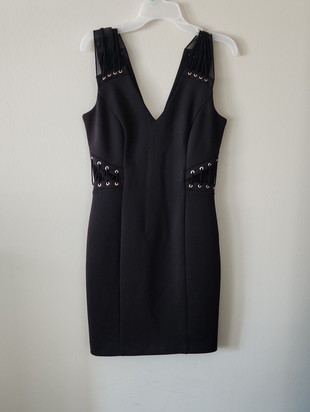 Guess Black V-Neck Lace-Up Sheath Mini Dress Size 10